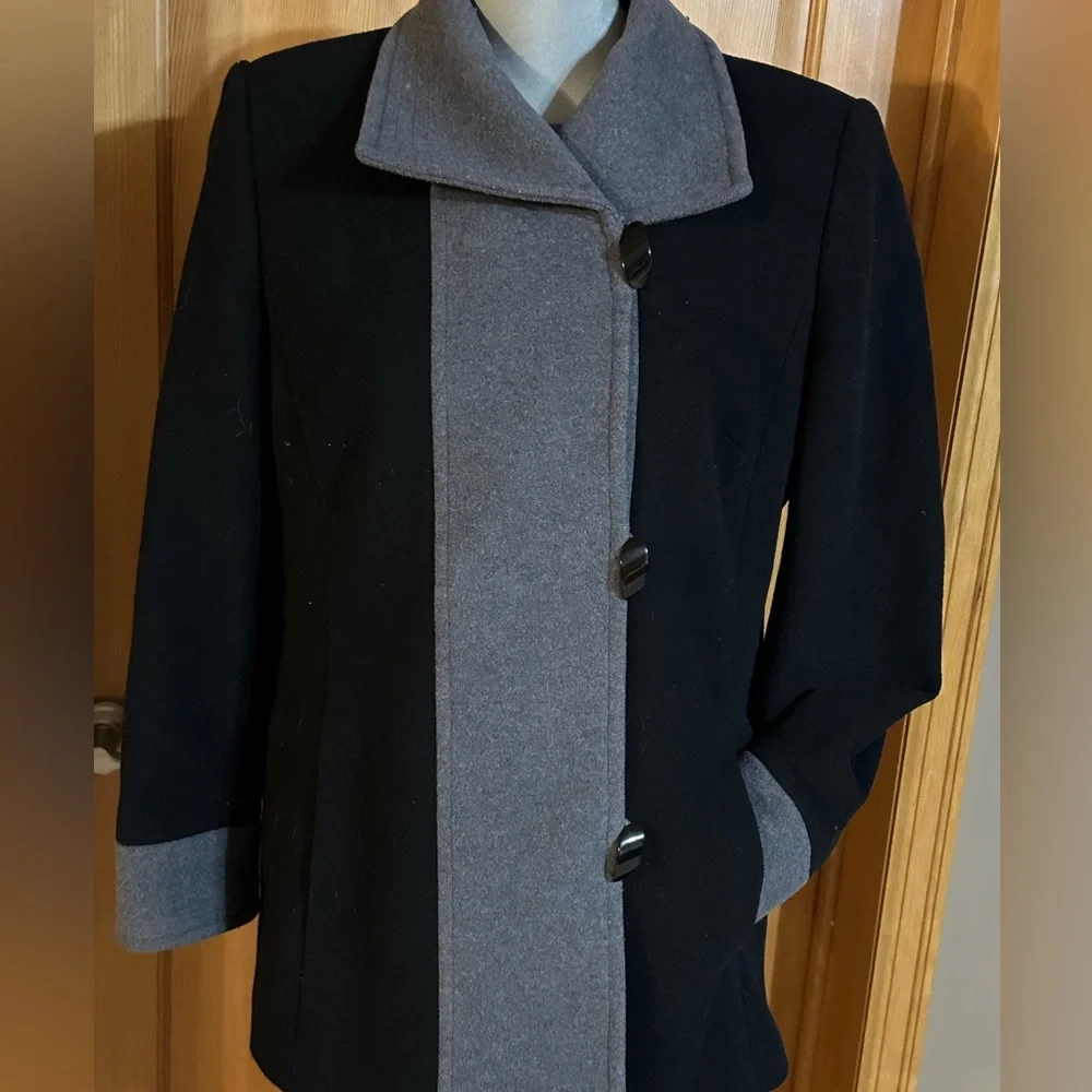 Color Block Pea Coat - Picture 4 of 9